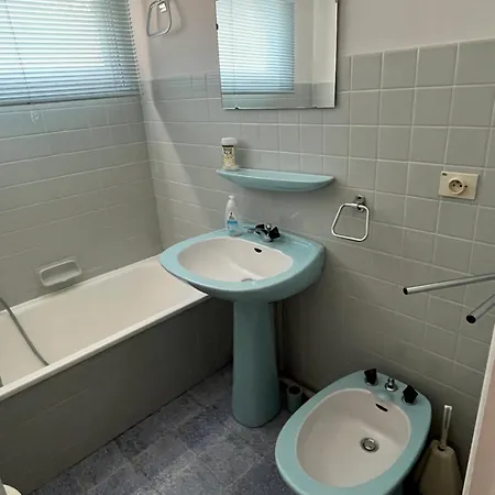 F3 Impecable Plein Soleil, Dans Les Bains Centre Village דירה